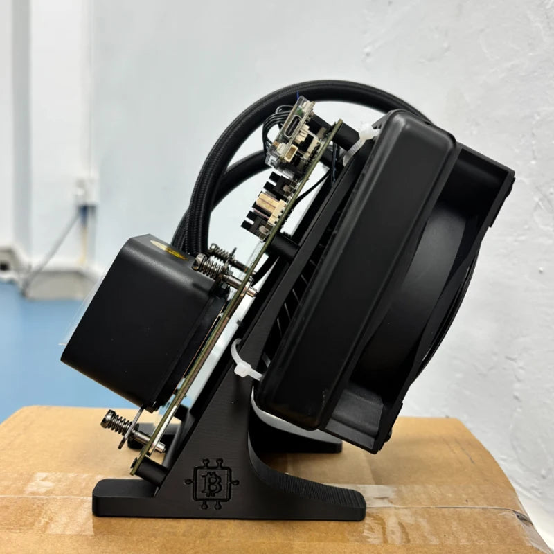 Brand New NerdQaxe++ Hydro 4.8TH/s 80W BTC Miner 15J/Th 4*BM1370 ASIC Chips, 2.4G WiFi Crypto Machine Open-Source Miner